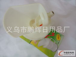 義烏市鵬輝日用品廠 專注日用雜品，連接中國廚電網的橋梁